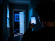 Detector de fantasmas: o app que mapeia figuras no escuro